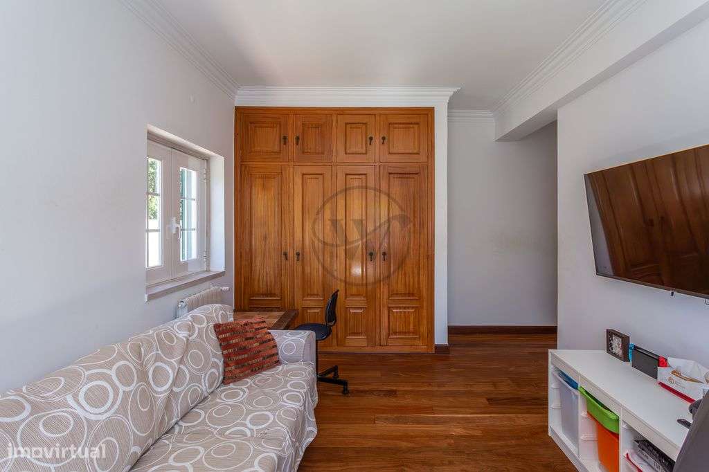 Moradia T5 para venda na Beloura I-25