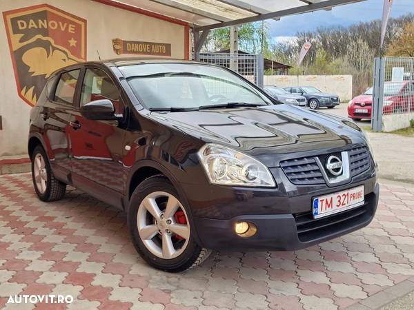 Nissan Qashqai 2.0 dCi 4 x 4 DPF Aut acenta - 5