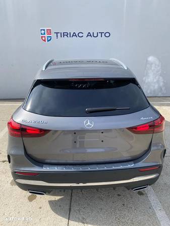 Mercedes-Benz GLA 220 d 4Matic 8G-DCT AMG Line - 4