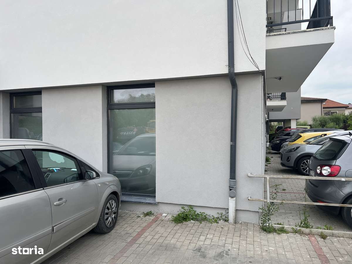 Spatiu comercial finisat de vanzare in Borhanci - Imagine principală: 4/10