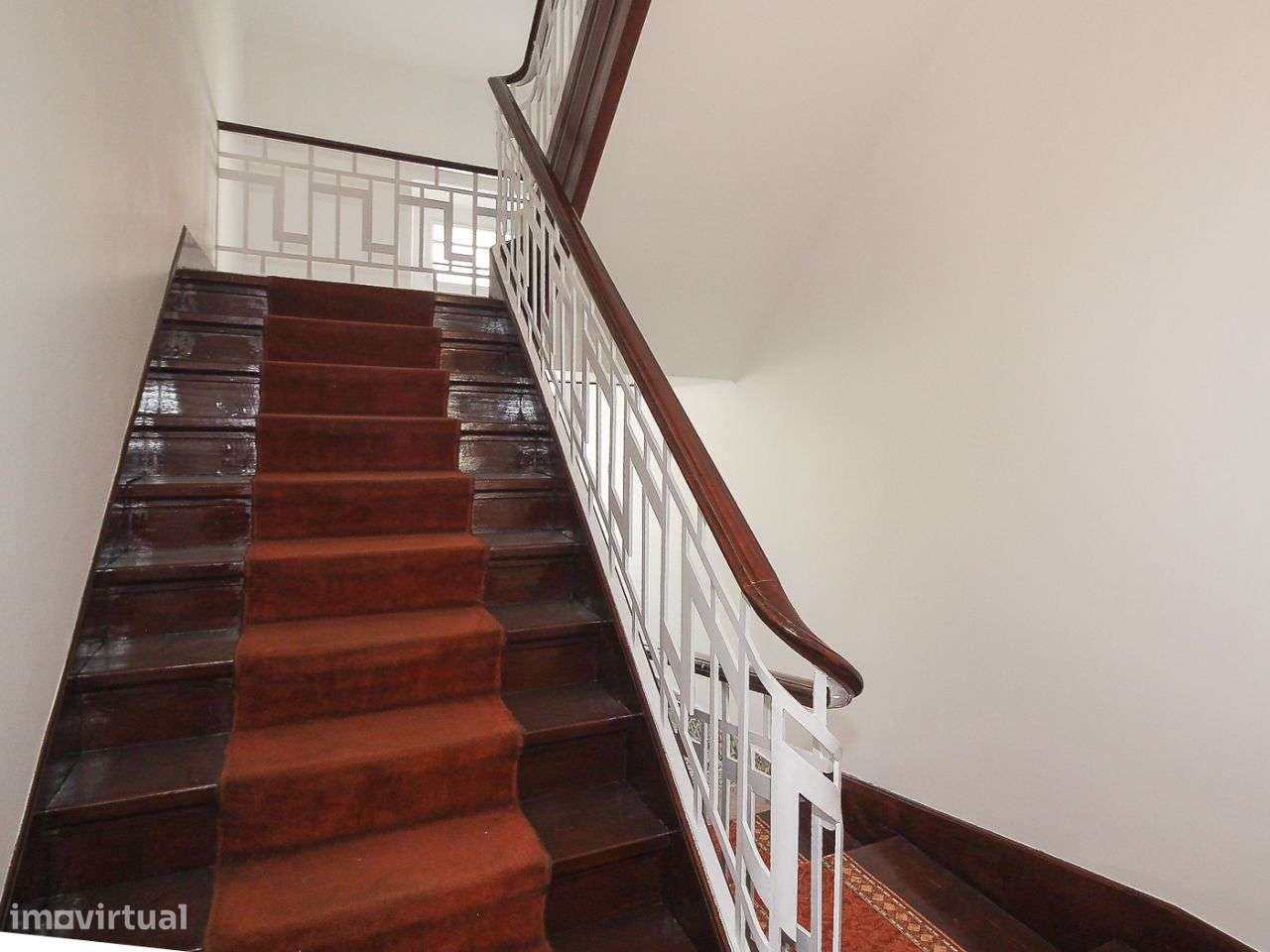 Andar de Moradia T5 - Grande imagem: 4/14