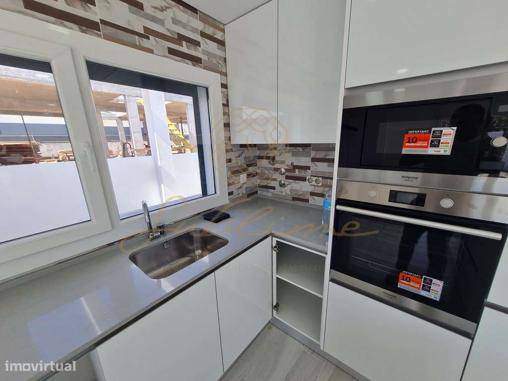 Moradia Térrea com 4 Quartos 'NOVA'-10