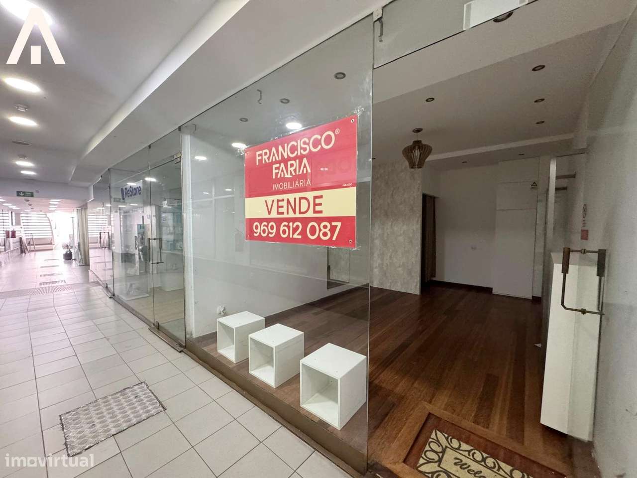 Loja Centro Comercial Sr. Cruz - Barcelos-3