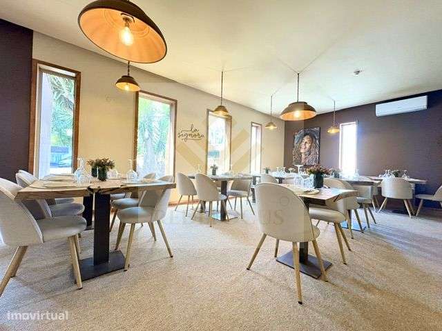 Trespasse / Arrendamento de Restaurante Moderno com Forno a Lenha em S-20