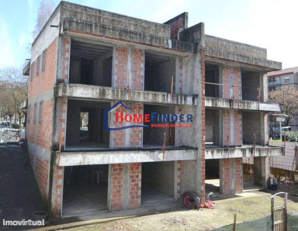 Moradia Geminada V3 - São Victor - Grande imagem: 4/31