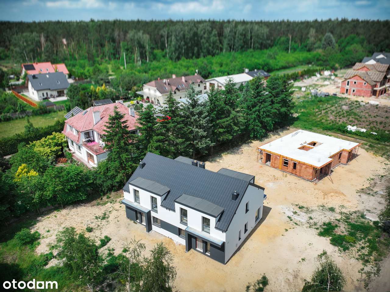 Nowoczesne domy w otulinie lasów blisko miasta - Krzywiec/Rąbień AB-2