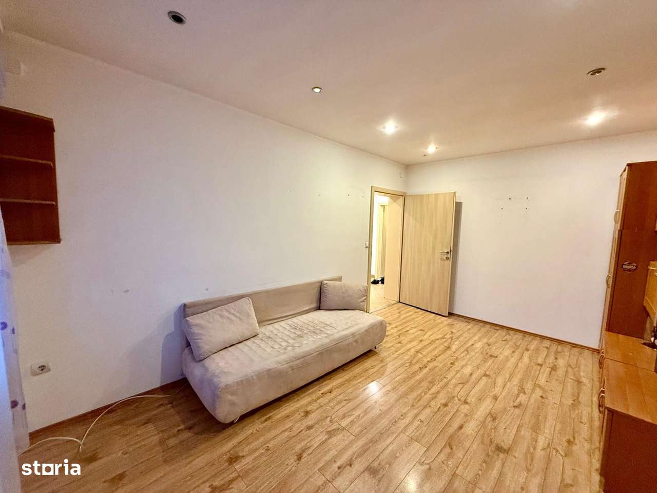 A/1420 De vânzare apartament cu 2 camere în Tg Mureș - Semicentral-0