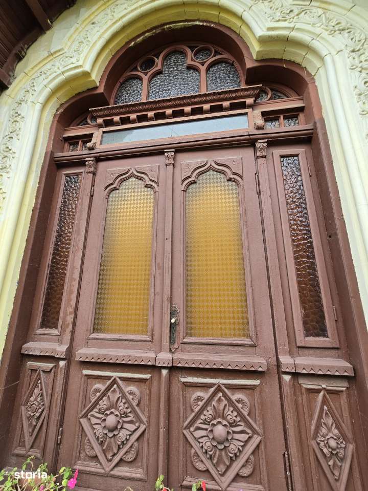 Proprietate interbelica cu arhitectura deosebita – zona Ultracentral - Imagine principală: 3/19