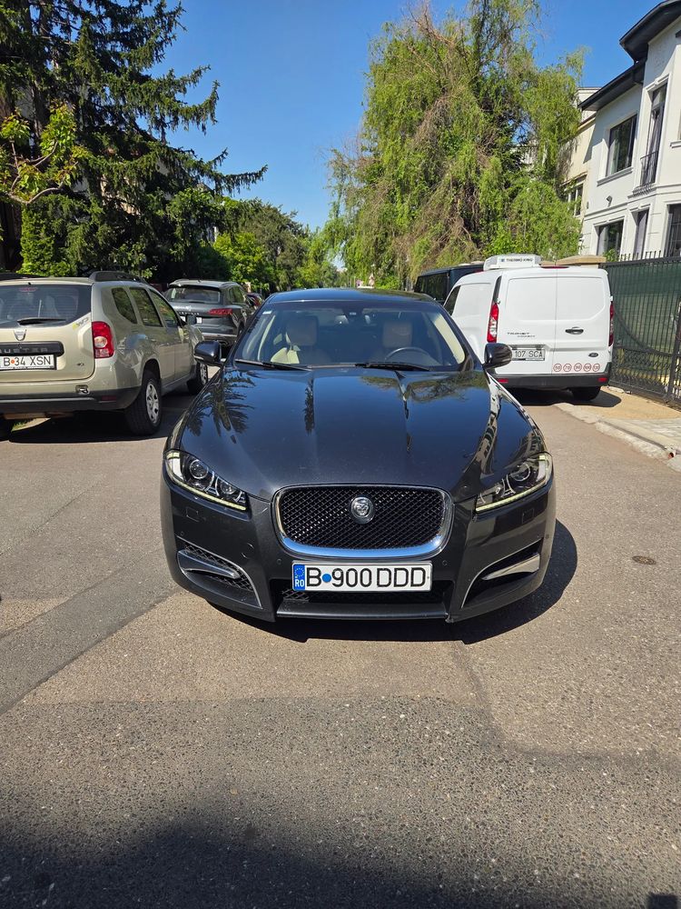 Jaguar XF 2013