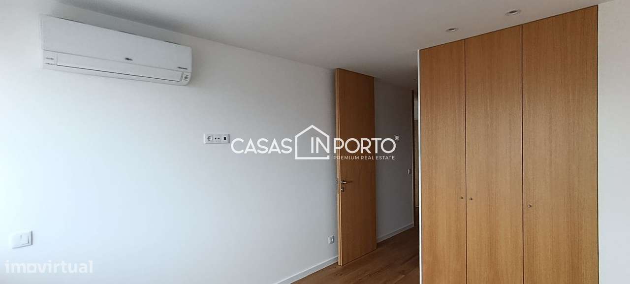 T2 Design Moderno e Conforto Próximo da Praia em Matosinhos Sul-8