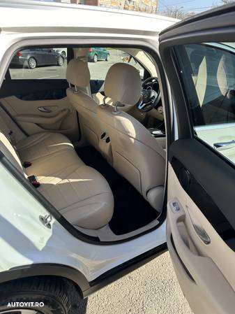 Mercedes-Benz GLC 220 d 4MATIC - 9