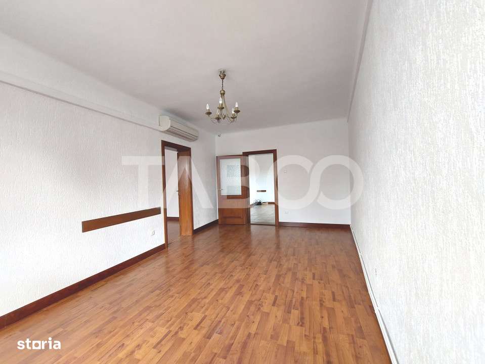 Spatiu de birou zona centrala 68 mpu 3 camere spatioase etaj 2 Sibiu - Imagine principală: 5/13