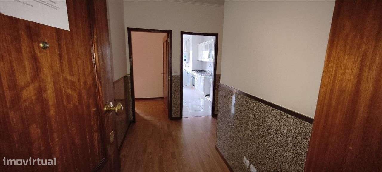 Apartamento T3 em Crestuma - Grande imagem: 2/12