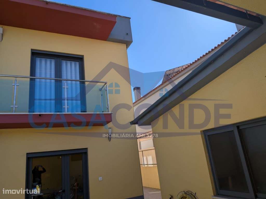 Moradia T3 Geminada com Excelentes Áreas - Quinta do Conde-19