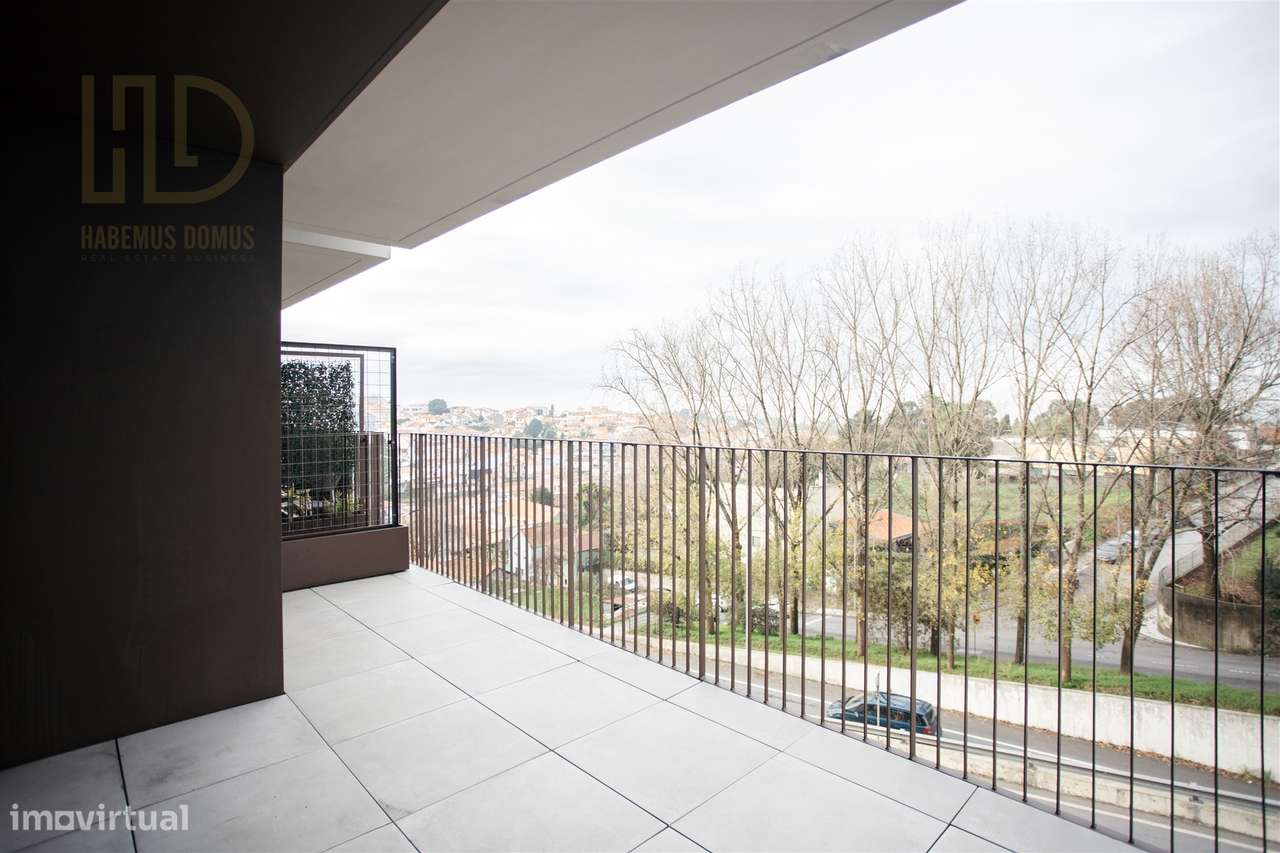 Apartamento T4 nos Jardins da Arrábida-7