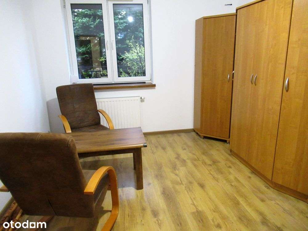 Intymny ogródek na wysokiej skarpie. niskie opłaty. parking, bez prow-9