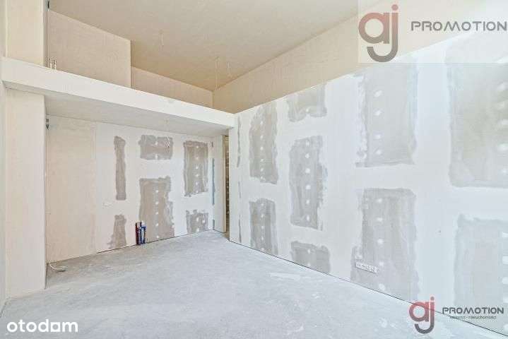 Efektowny piętrowy apartament z dużym potencjałem - Pełny obrazek: 2/12