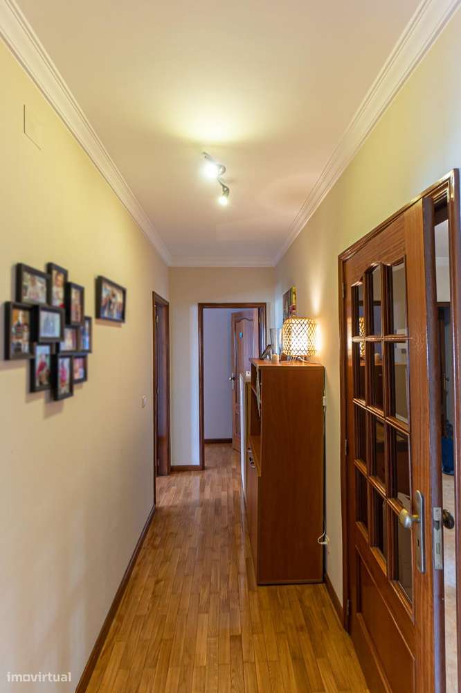 Oportunidade Imperdível, T3 Gondomar, condomínio Privado. Junto  Metro-17