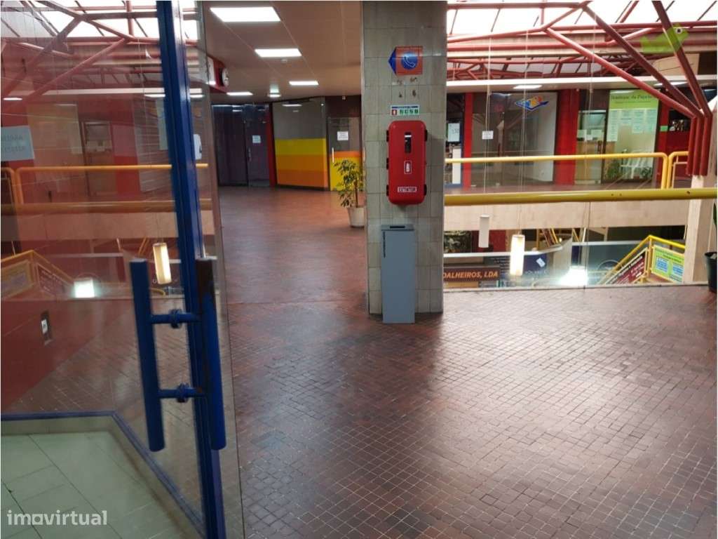 Loja para venda no Lumiar, Lisboa - Grande imagem: 2/3