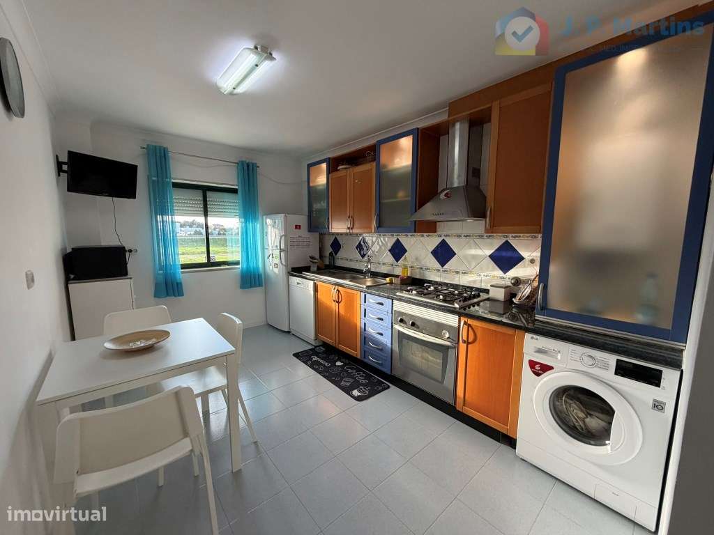 Apartamento T3 renovado nos Fidalguinhos - Lavradio, Barreiro-10