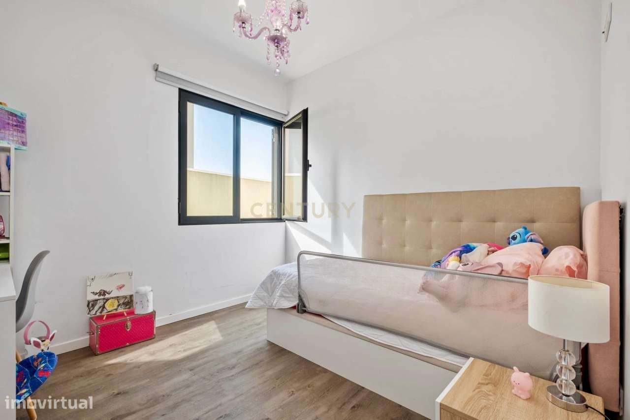 Andar de Moradia T3 com Grande Zona de Churrasco – Madalenas, Funchal-9