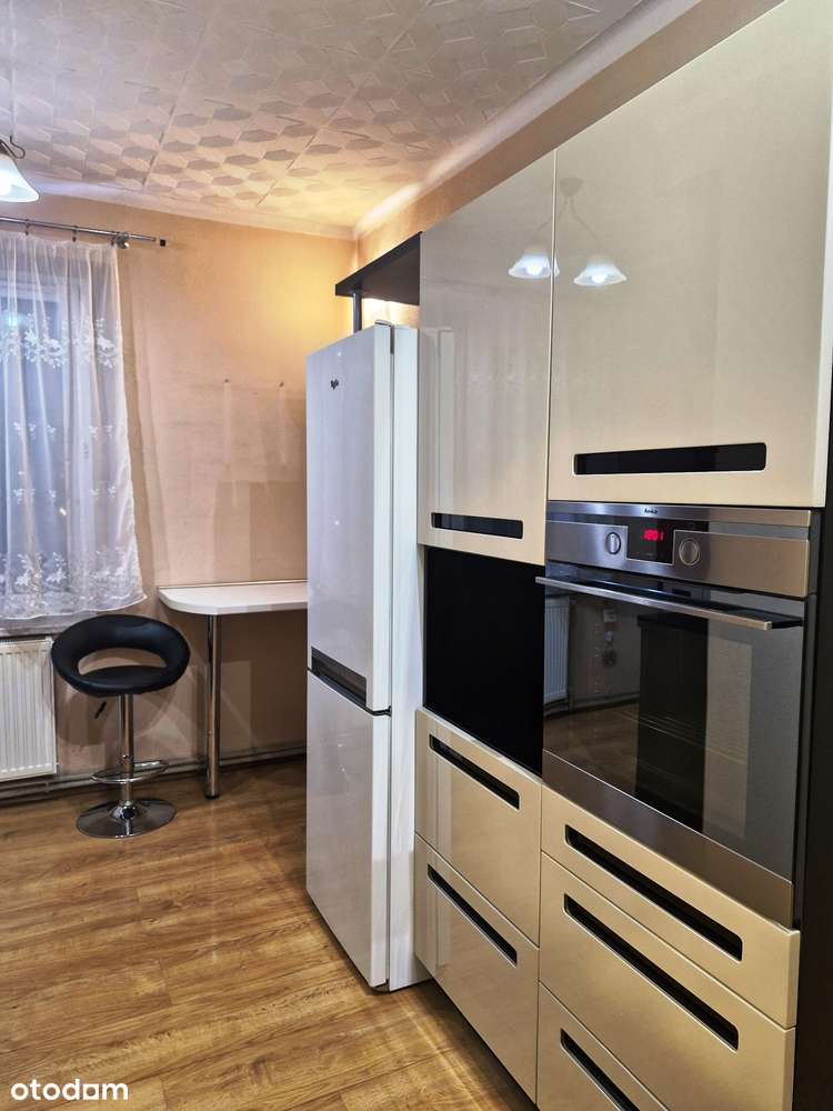 Dwupokojowe mieszkanie z pełnym wyposażeniem w Katowicach-1