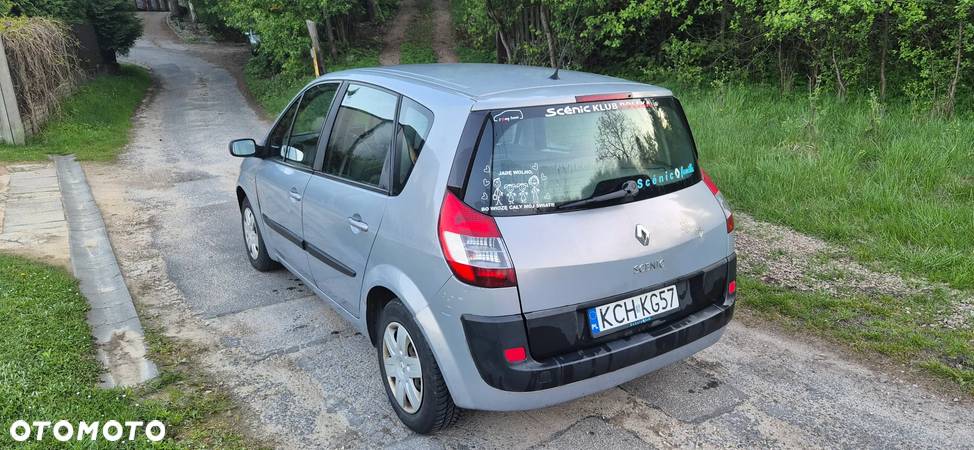 Renault Scenic 1.6 Confort Privilege - 3