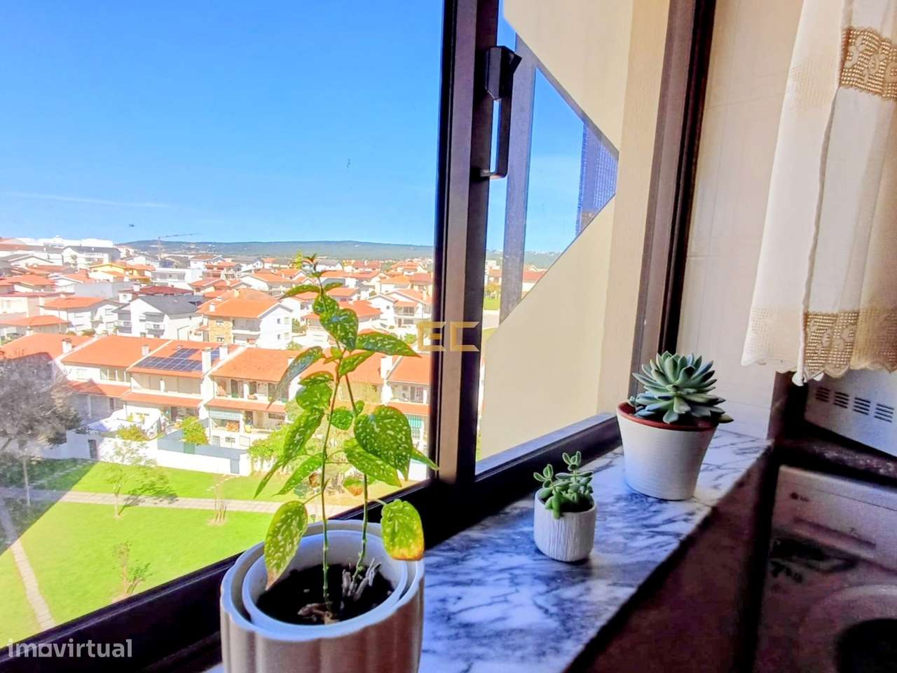 Apartamento T3, com garagem, para venda no Alto do Forno- Figueira da-22