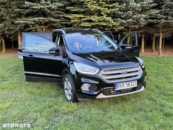 Ford Escape 2.0 EcoBoost AWD Titanium - 11