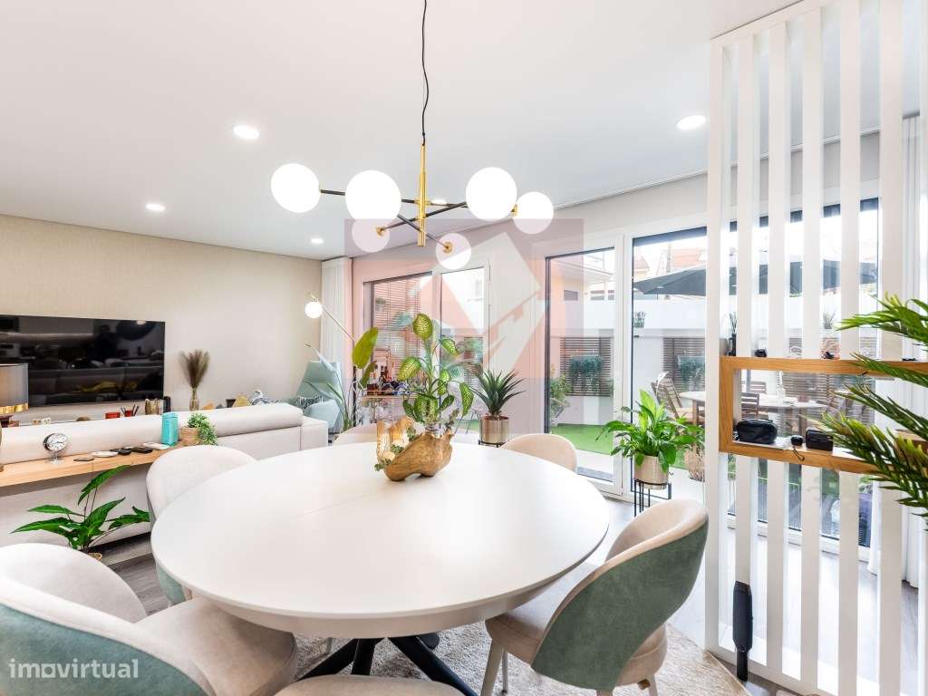 Apartamento T2 mobilado em Casal de Cambra-15