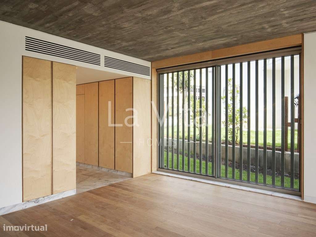 Moradia T4+1 em exclusivo condomínio privado, com vista para o mar,...-24