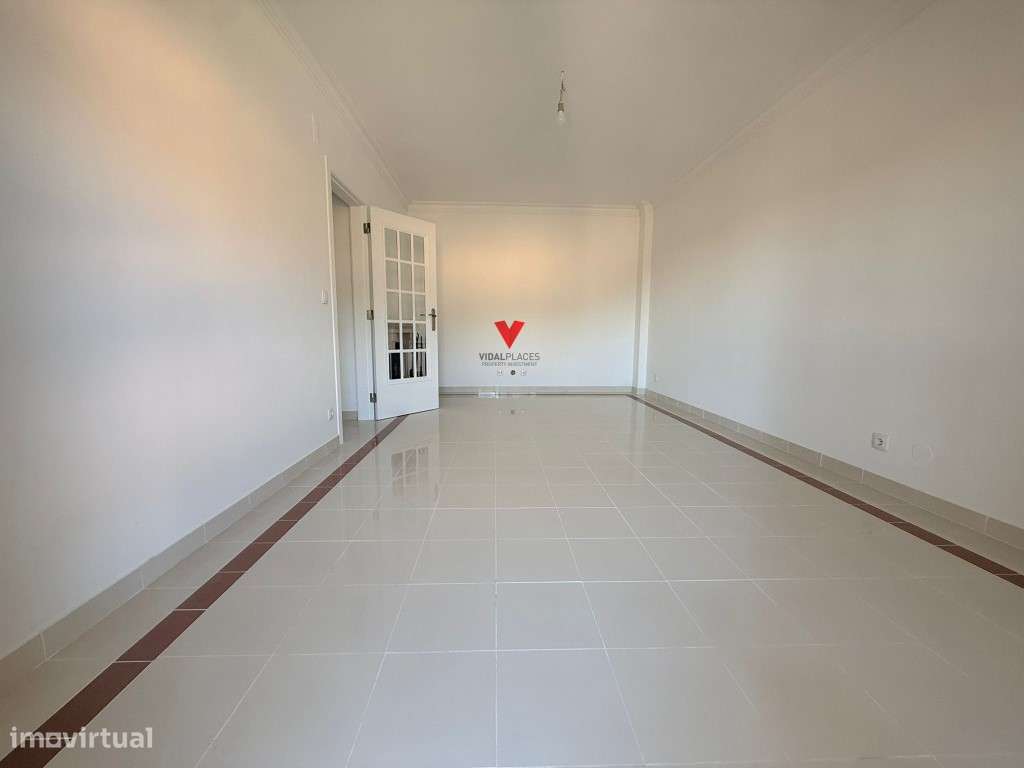 Apartamento T3 renovado no Feijó-6