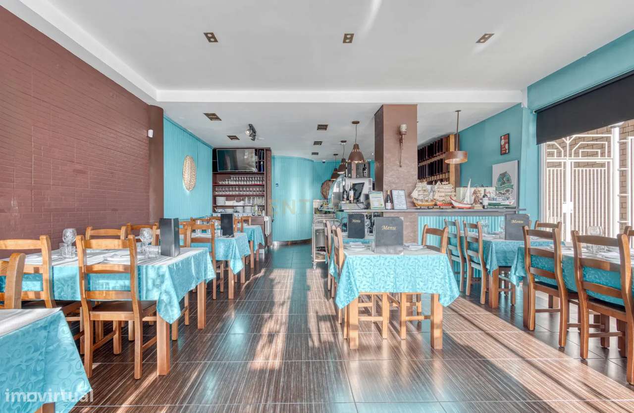 Trespasse de Restaurante com esplanada frente à Praia de VNGaia - Grande imagem: 5/24