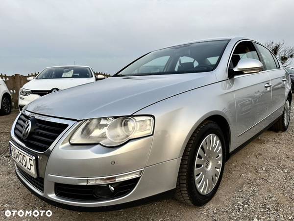 Volkswagen Passat 2.0 TSI Highline - 30