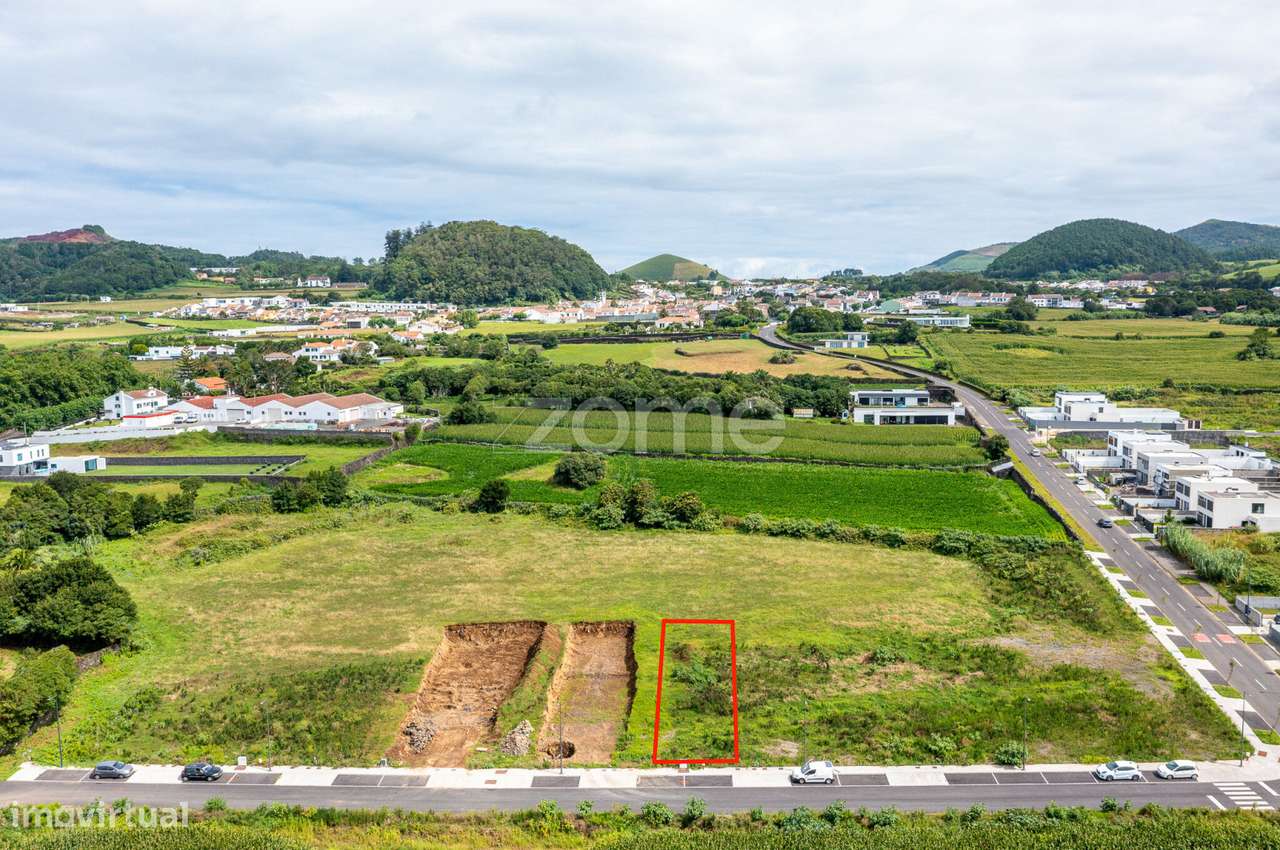 Lote na Lagoa (Açores) com Projeto Aprovado-3