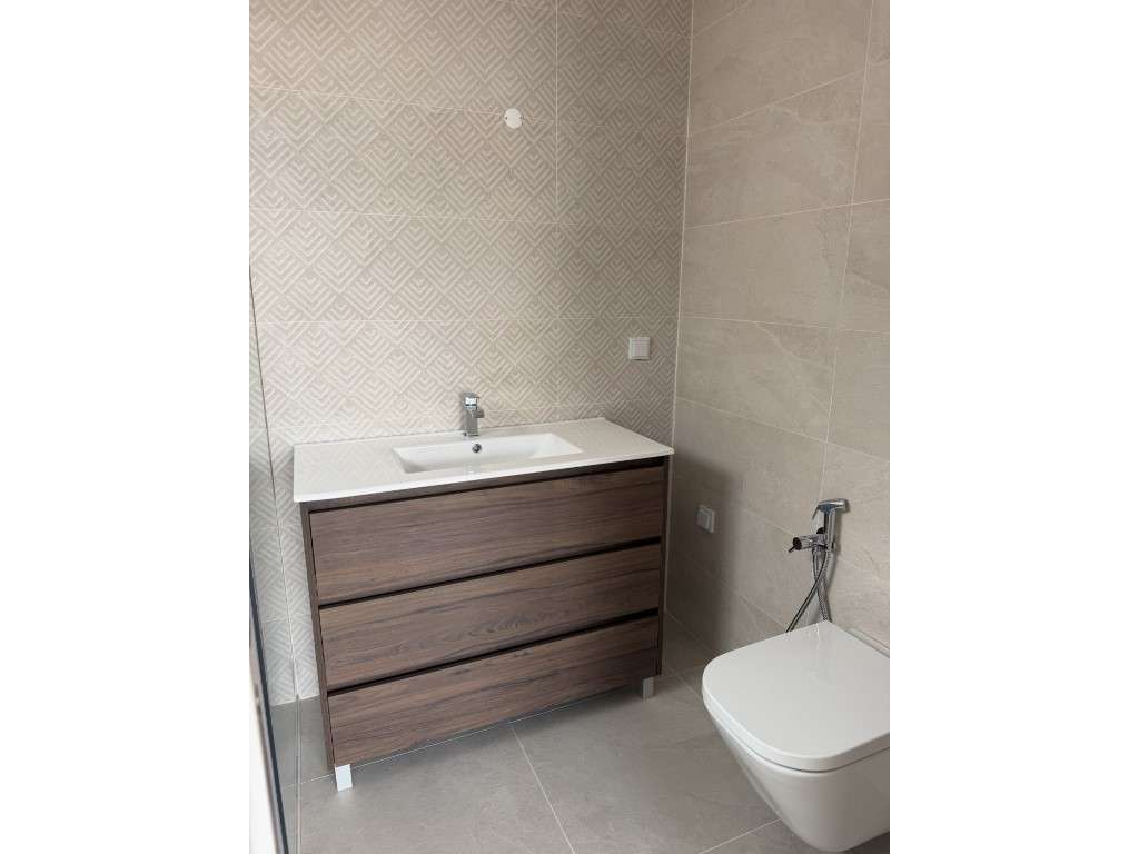 Moradia T2 Estrear Térrea, com espaço para piscina e jardim-7