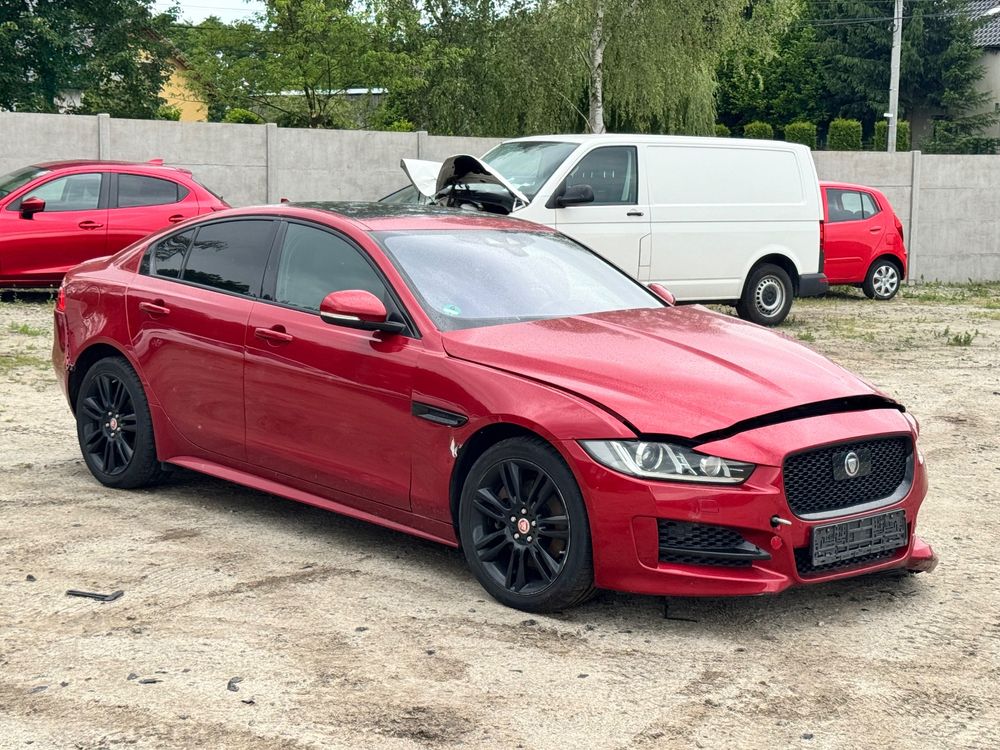 Jaguar XE 20t R-Sport 2015