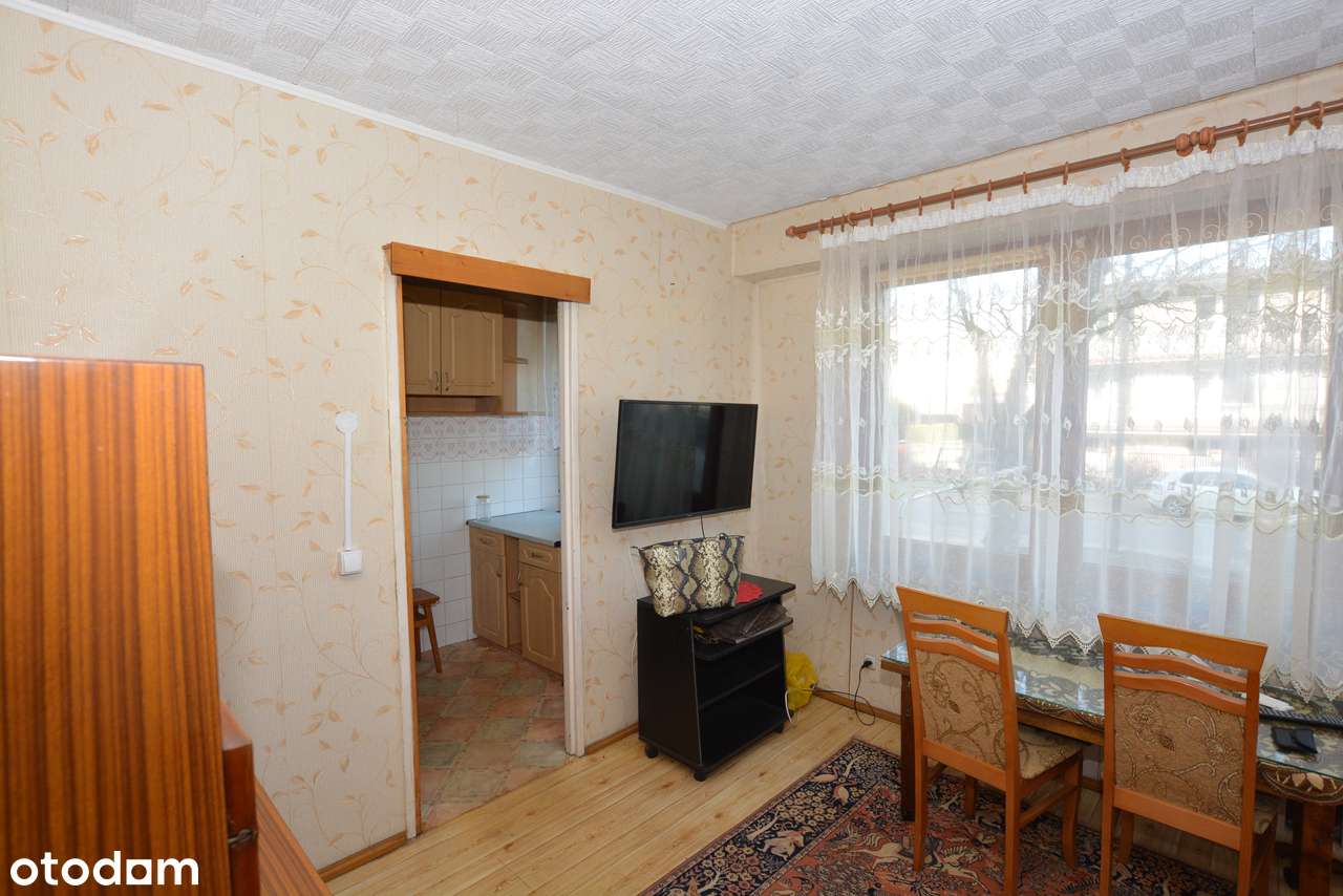 2 pokoje, 33m2, wysoki parter, oddzielna kuchnia, ul. Kopernika-0