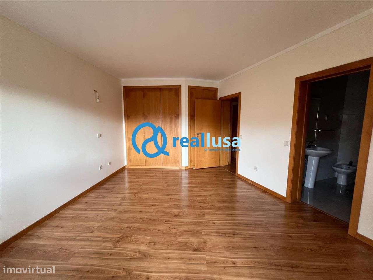 Apartamento T3 c/ garagem Canelas Vila Nova de Gaia-11