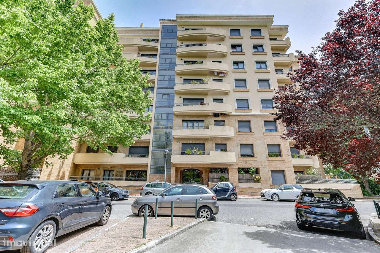 T3 com terraço de 38 m² e garagem | Quinta do Almirante – Loures-26