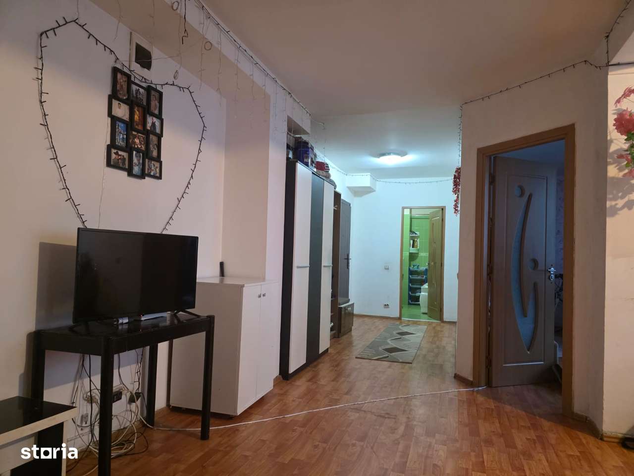 Vand apartament cu  2 camere in Iris-3