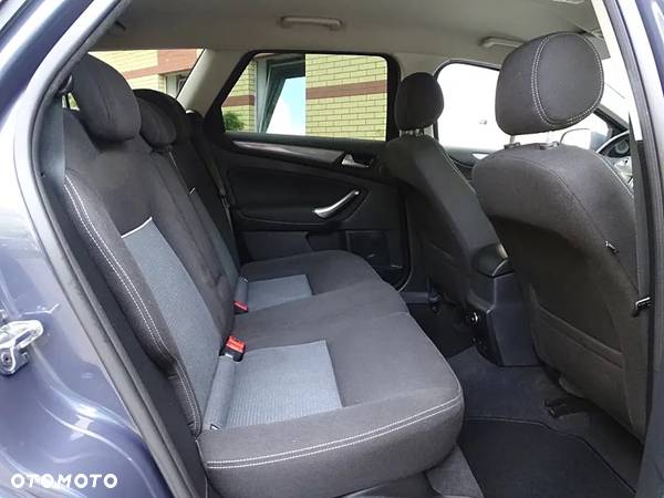 Ford Mondeo 1.6 Platinium X Plus (Titanium) - 8