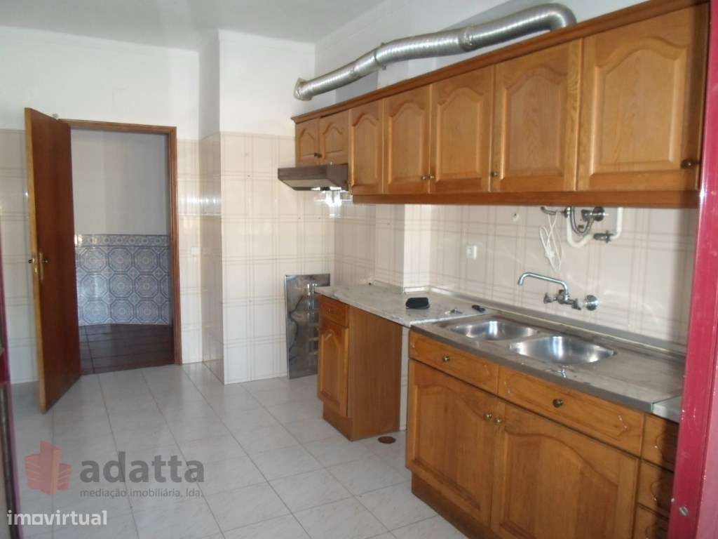 Apartamento T2 arrenda-se Alto S. João [Leroy Merlin | Coimbra Shop... - Grande imagem: 5/13
