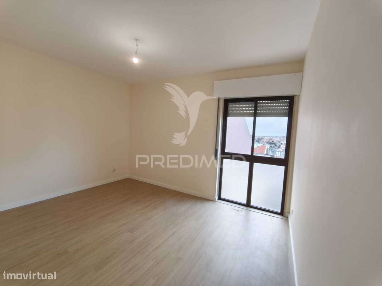 Apartamento T2 c/melhoramentos - Grande imagem: 5/26