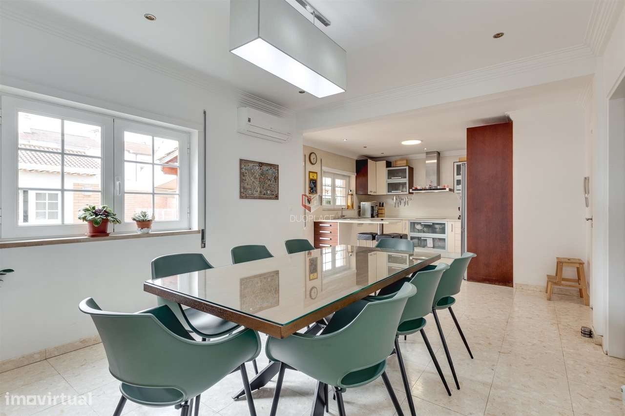 Moradia Premium T4 com Sótão, Ginásio, Garagem e Excelentes Áreas | Mo-13