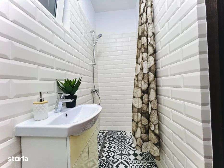 Apartament cu 1 camera, 27 mp, zona Centru - Imagine principală: 5/6