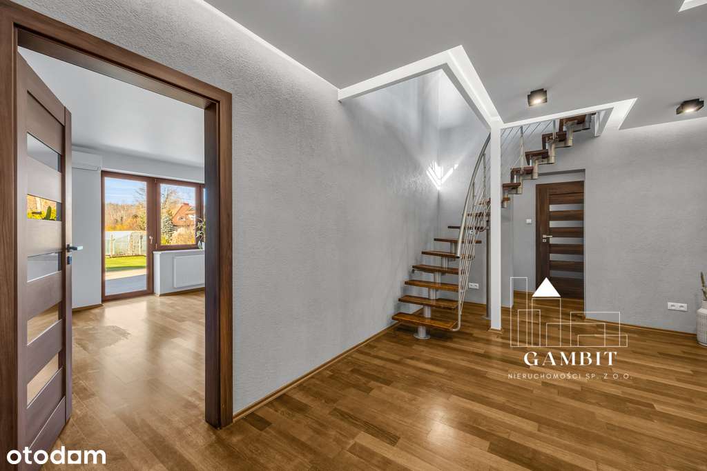 Nowoczesny 5 pok. dom z  dużym ogrodem pod Warszawą-4