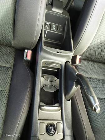 Honda Civic 1.4 i-VTEC Comfort - 35