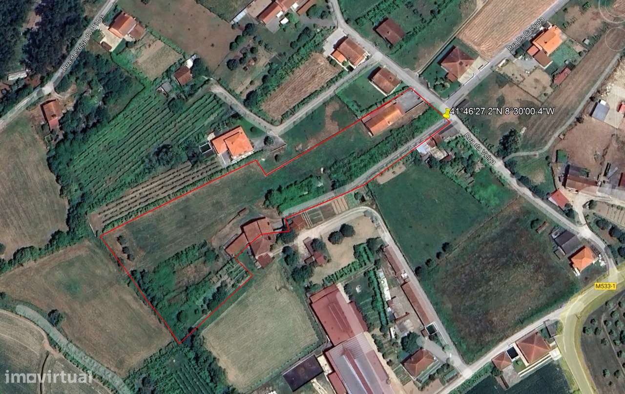 Moradia T5 em Beiral do Lima com terreno-8