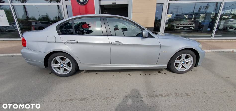 BMW Seria 3 318i Edition Lifestyle - 8